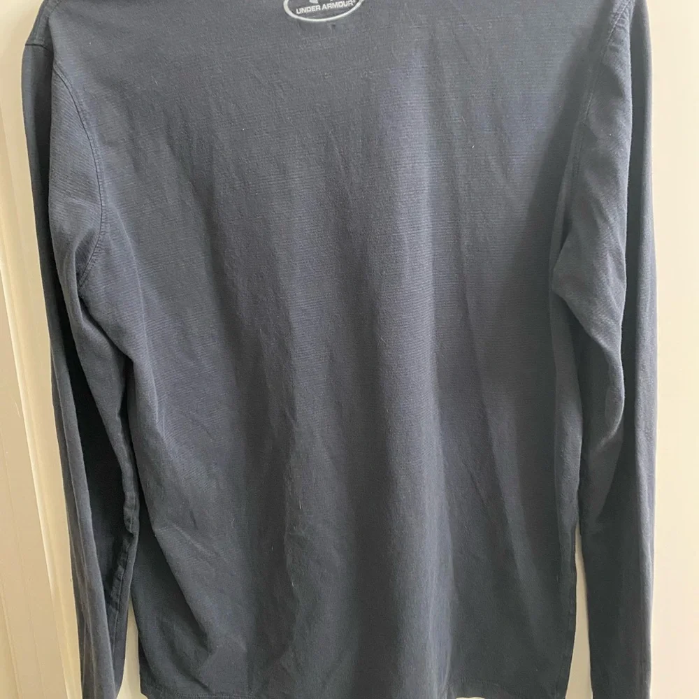 Under Armour Men's Black Long Sleeve‎ Shirt heatgear loose fit size small
